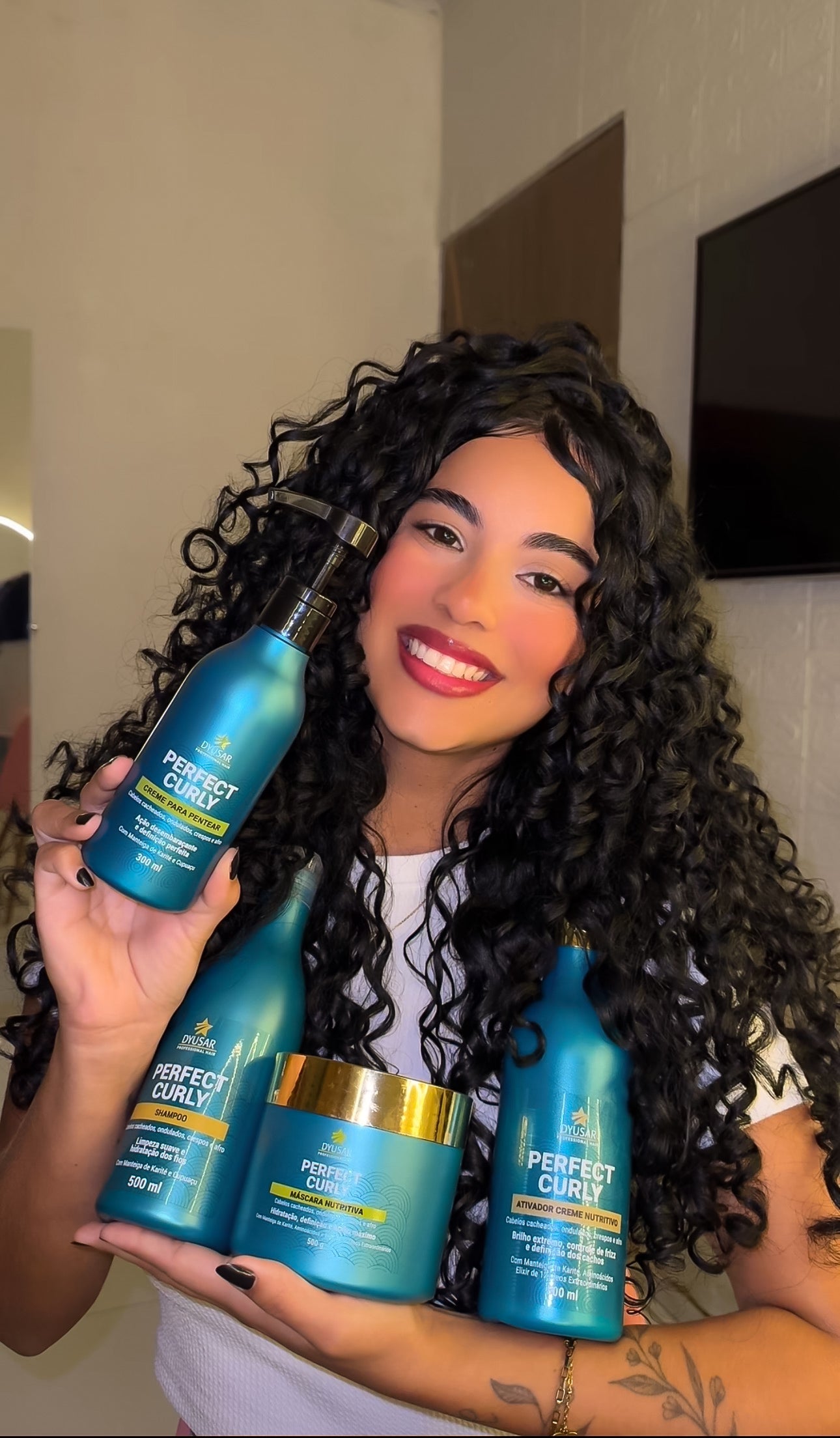 Kit Cachos Com Shampoo, Creme De Pentear E Máscara Nutritiva - Dyusar