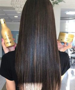 Cabelo sedoso, cheio de brilho e maciez após uma aplicação da Máscara de Hidratação Banho de Ouro e Shampoo Line Golden da DYUSAR Cosméticos